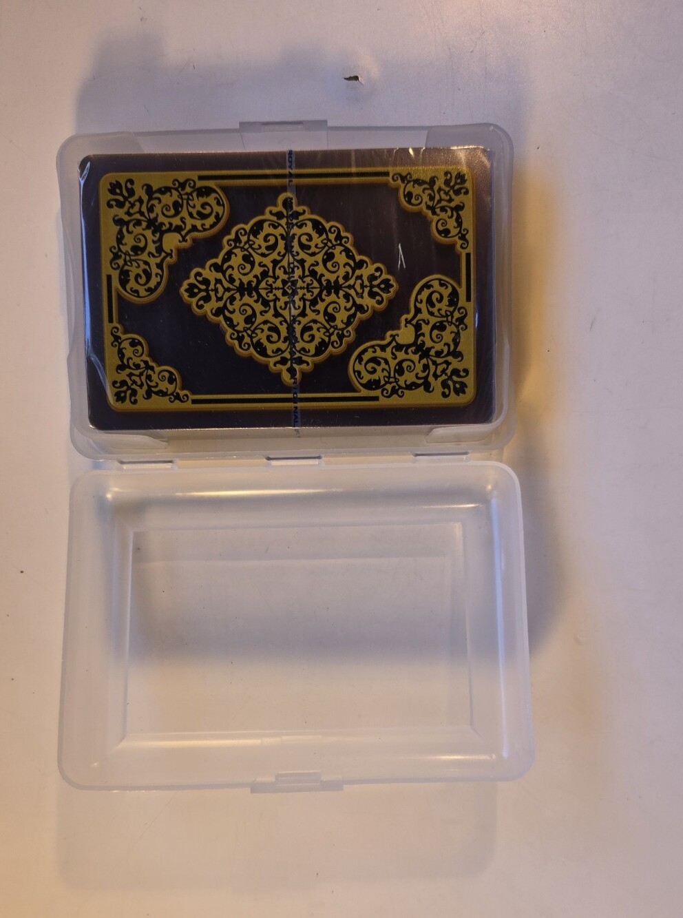 Waterproof Transparent Playing Cards - New In Case - Picture 7 of 8
